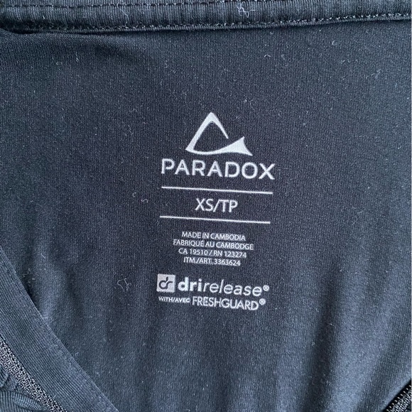Paradox lightweight 1/4 zip base layer - Picture 5 of 6